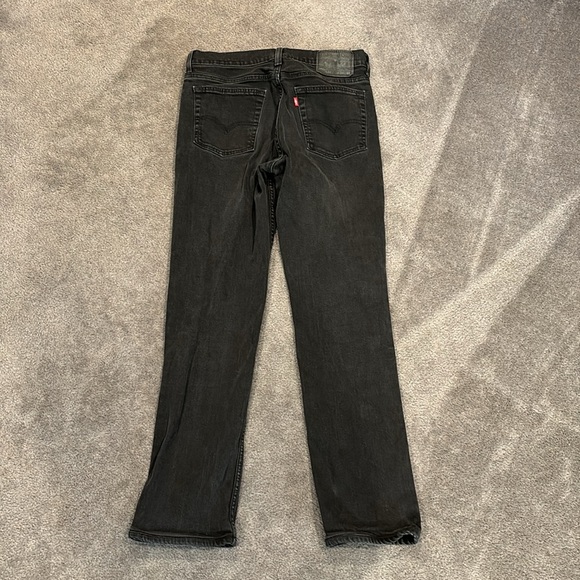 Black Levis - Picture 3 of 4